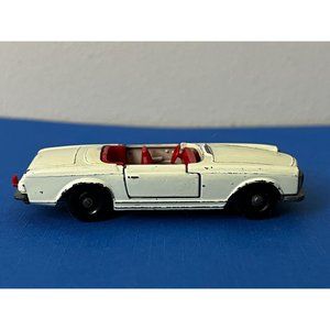 Vintage Matchbox Series No 27 Mercedes 230 SL  made in England white